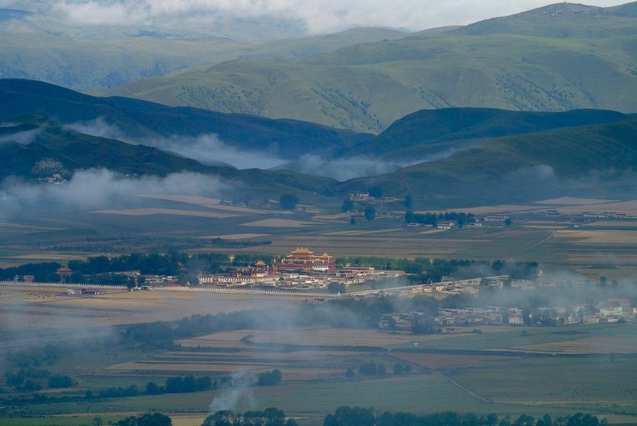 image of GARTAR MONASTERY (Mgar thar), Kham Minyak, Sichuan Province